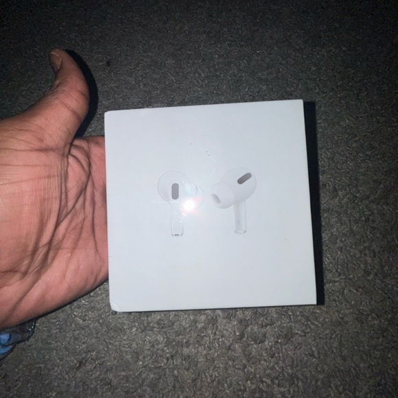 Apple AirPods Pro - White